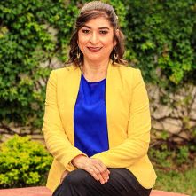 linda-pantaleon-lateral